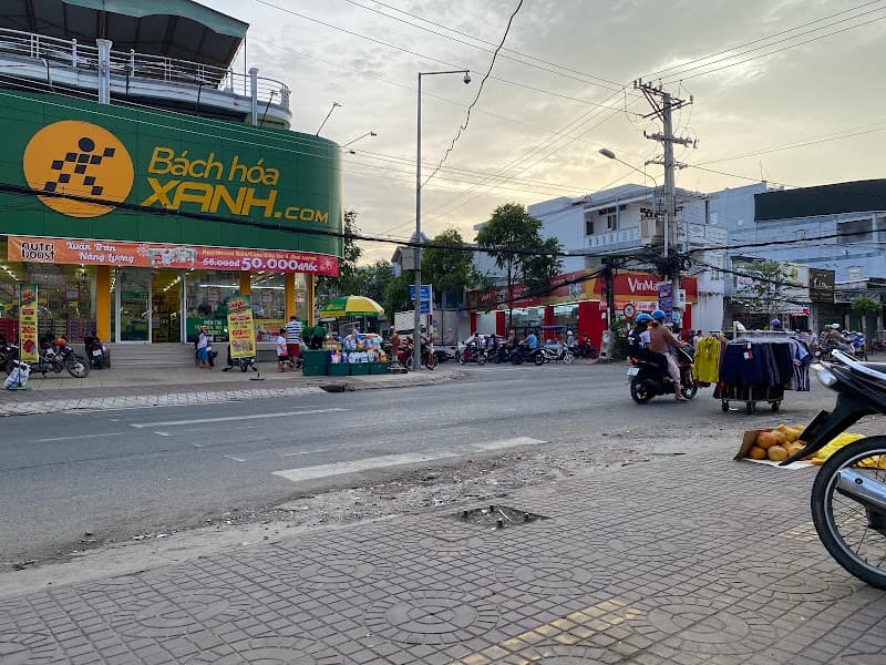 Siêu thị Bách hoá XANH Nguyễn Công Trứ
