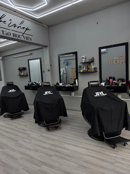 Hình ảnh Hin barbershop| Barbershop Ninh Kiều| Barbershop Cần Thơ - 4