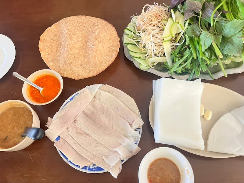 Hình ảnh Bánh Tráng Cuốn Thịt Heo Bà Hường - 4