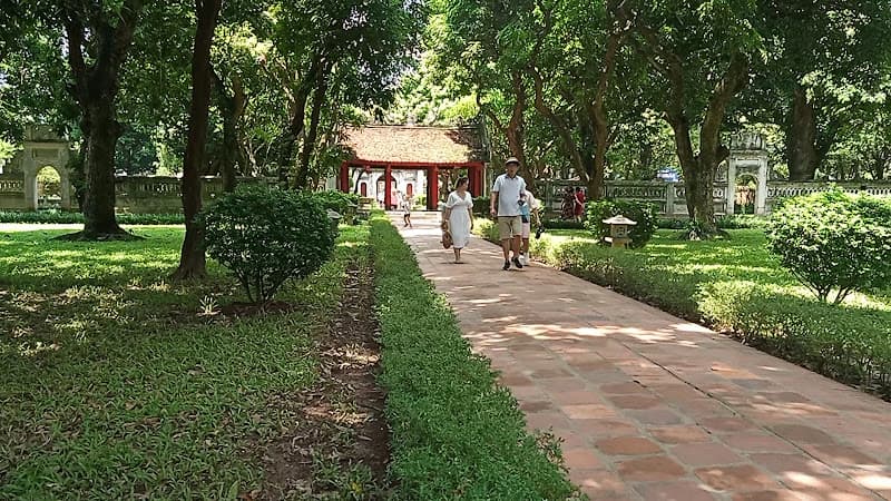 Hình ảnh Khuê Văn Các - 6