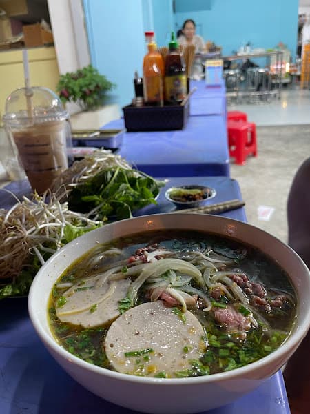 Hình ảnh Bún bò Huế Sơn Tùng - 4