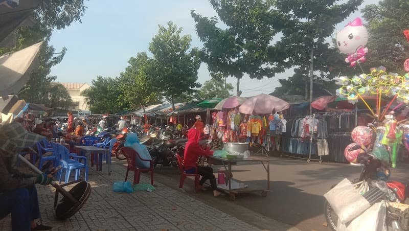 Hình ảnh Chợ Định Quán - 7