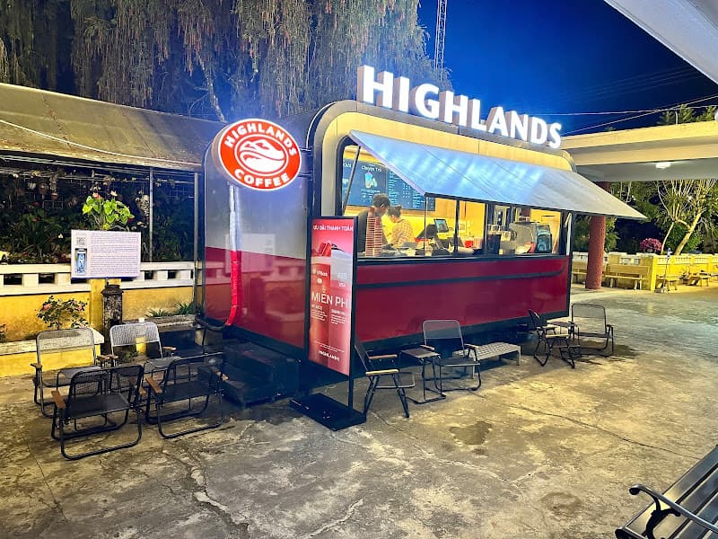 Ảnh bìa Highlands Coffee Ga Đà Lạt