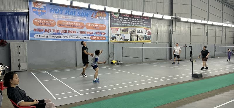 Hình ảnh Sân cầu lông & pickleball Kiều Linh - 2