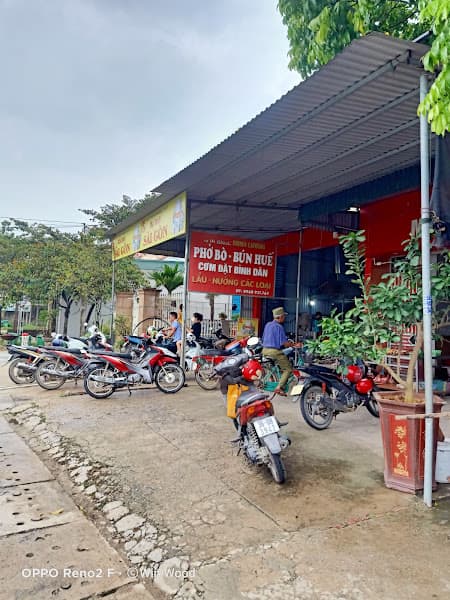 Ảnh bìa Phở BÒ, Bún HÚÊ