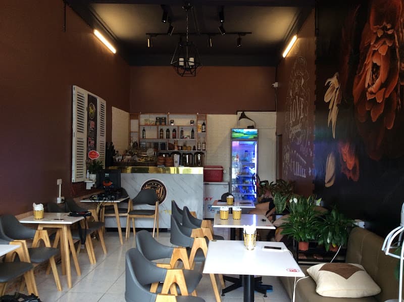 Vking Coffee Tea - Ngã 8 Tuyên Quang