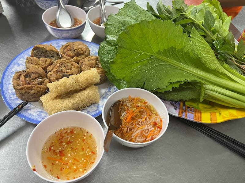 Hình ảnh Bánh cống Cô Út - 4