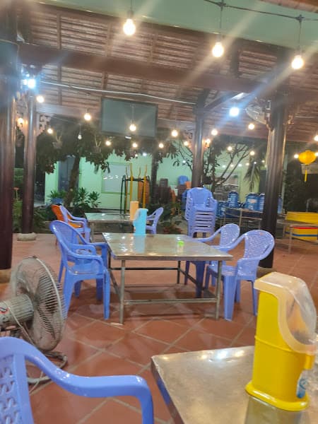 Ảnh bìa Gà nướng Nhà Sàn