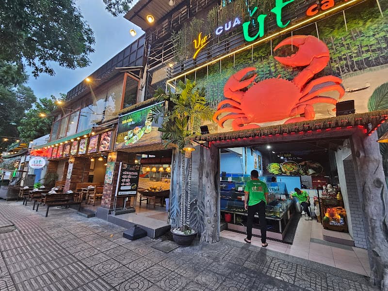 Vựa cua Út Cà Mau