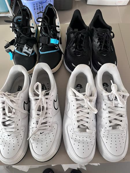 Hình ảnh Giặt sấy MoLy Cleaning - Giặt ủi Tân Châu - 3