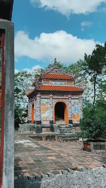 Hình ảnh Tư Lăng - Lăng mộ vua Đồng Khánh - 4