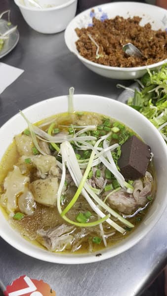 Hình ảnh Bún bò cô Chi - 4