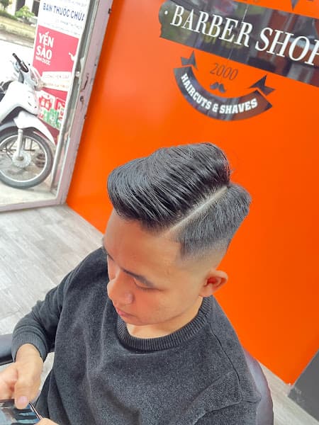 Hình ảnh Vinh Barber Shop ( Tóc nam cầu giát) - 2