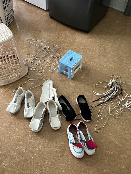 Hình ảnh Tiệm giặt sấy Con Cá - 2