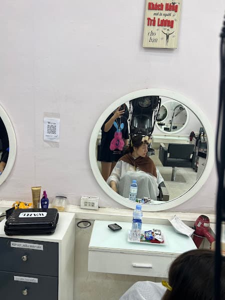 Tiệm Làm Tóc Đẹp Hala( Hala Hair Salon )