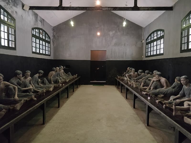 Hình ảnh Di tích Nhà tù Hỏa Lò - 3