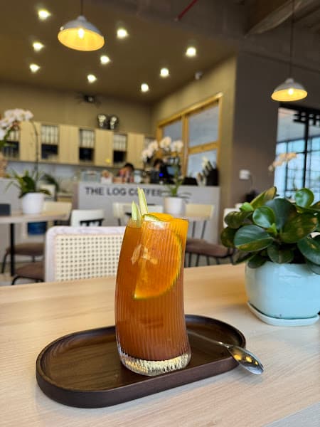 Hình ảnh The Log Coffee - 3