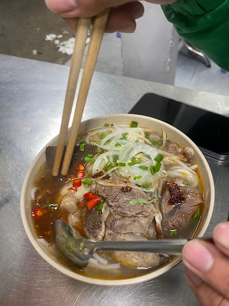 Hình ảnh Đặc sản bún bò Huế Hạnh - 3