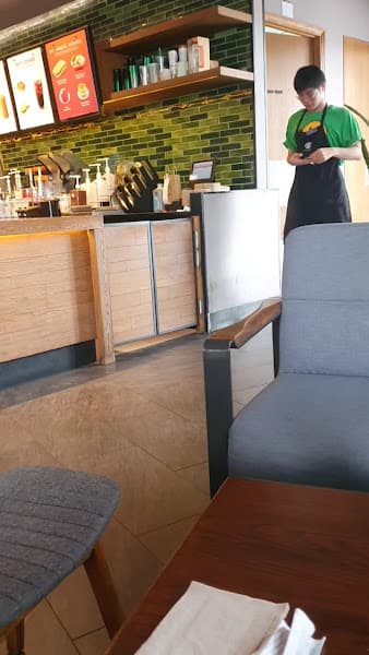 Hình ảnh Starbucks ở Sense City - 5