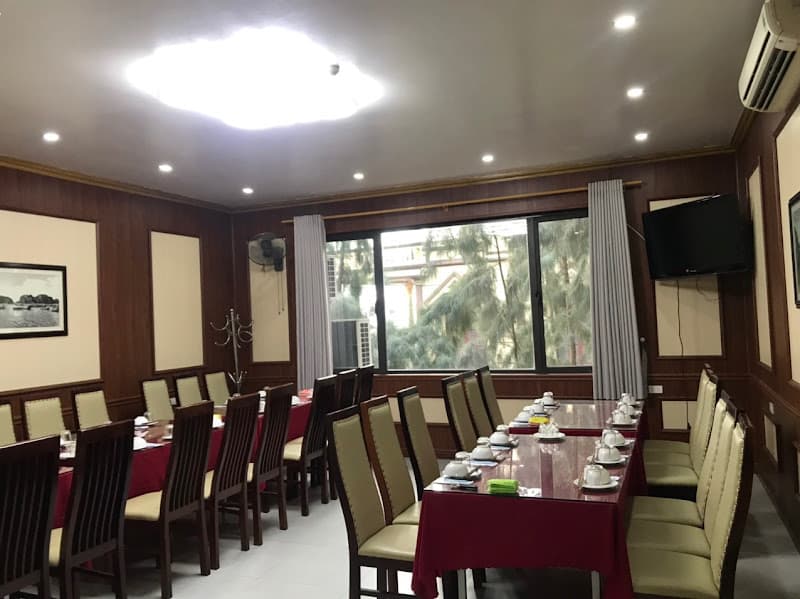 Nhà hàng Quảng Hiền