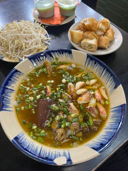 Hình ảnh Bánh Canh Cua Út Thảo - 6