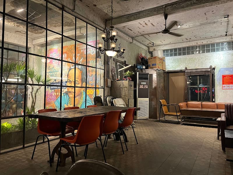 Đề-Pô Cafe