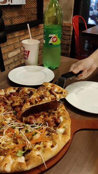 Hình ảnh Pizza Hut Nơ Trang Long - 3
