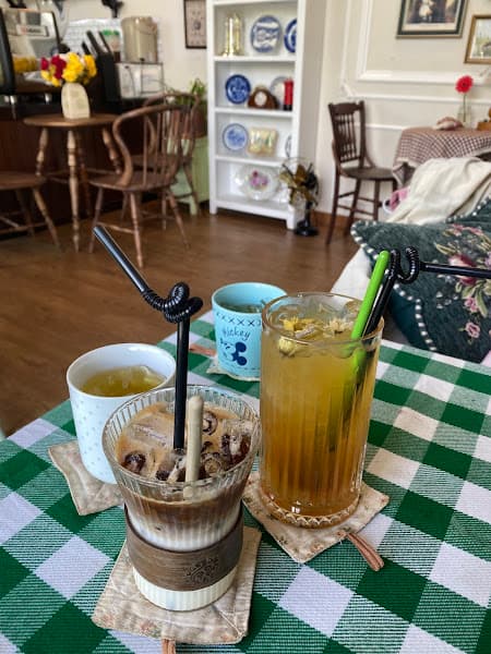 Hình ảnh Fairy Garden Cafe & Bistro - 2