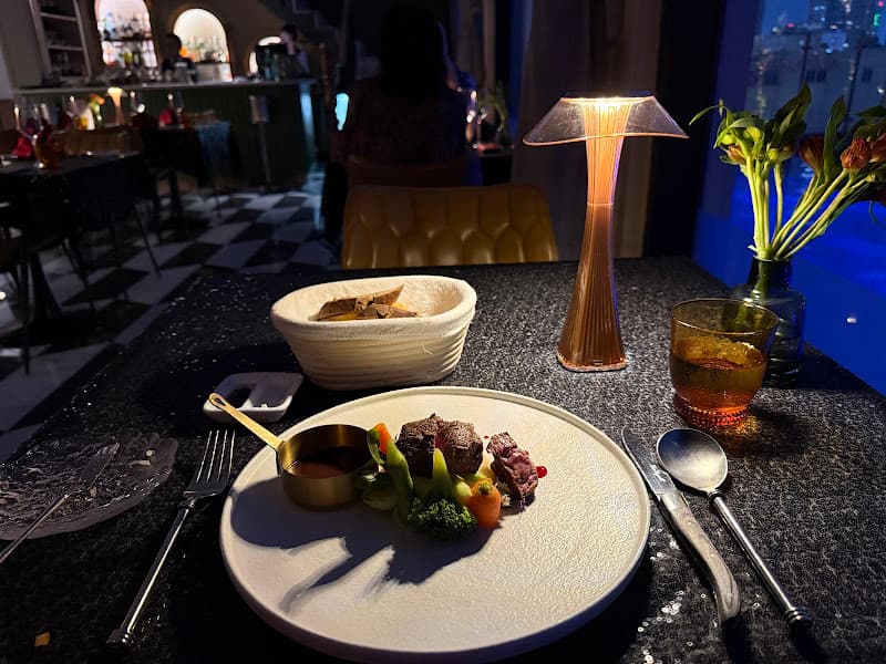 Hình ảnh Cloud Nine Restaurant Sai Gon - 6