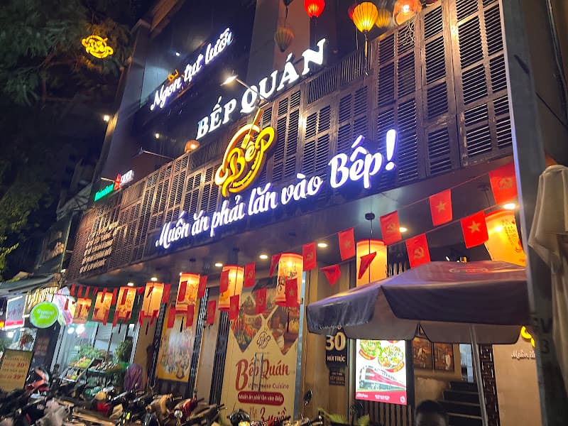 Bếp Quán Núi Trúc