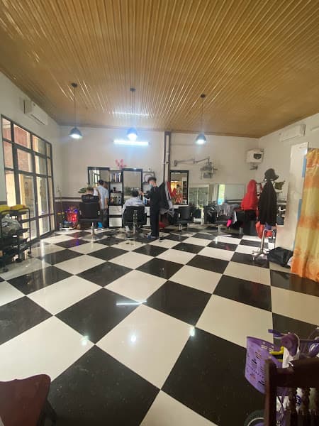 Hình ảnh Hair salon Tuấn Lít - 4