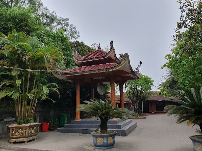 Hình ảnh Đền Bích Châu- Đền Bà Hải - 2