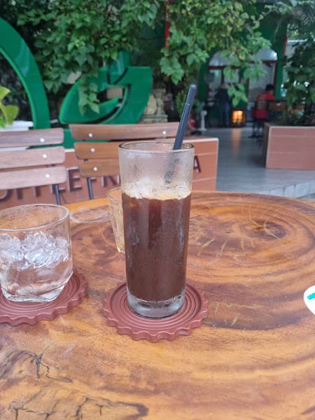Hình ảnh Coffee Kem Dừa Lá - 4