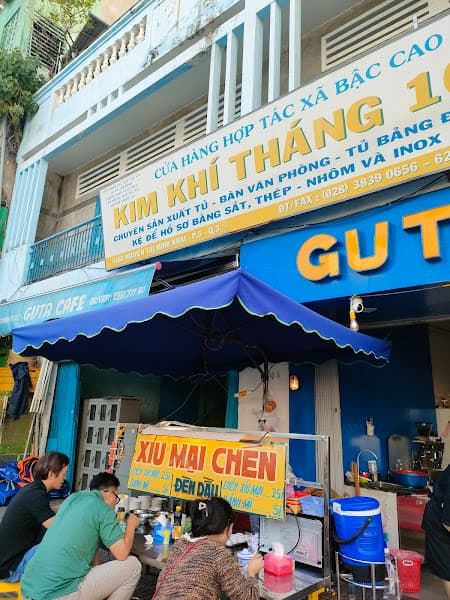 Ảnh bìa Bánh Mì Xíu Mại Chén Đèn Dầu