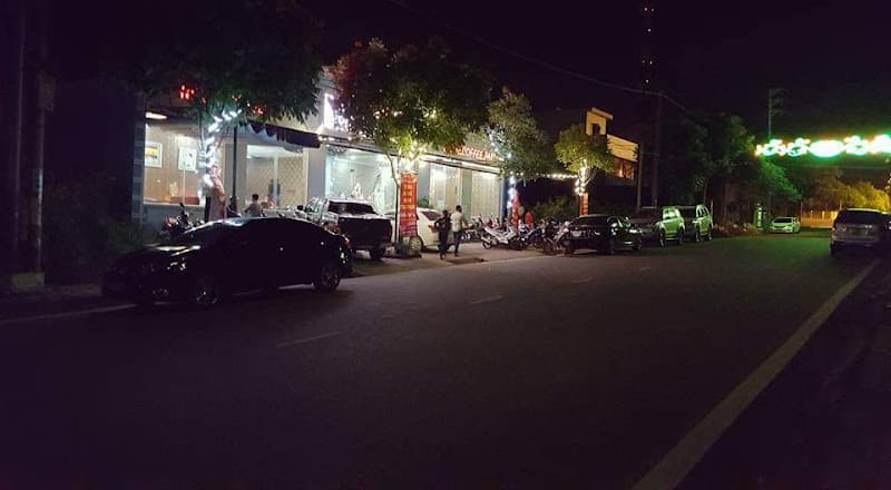 Karaoke Tiến Ngân