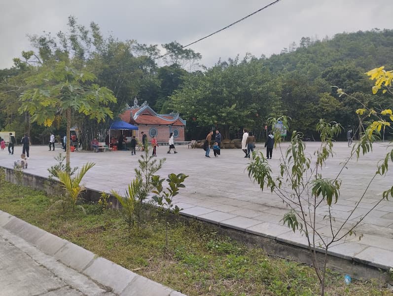 Hình ảnh Di tích lịch sử quốc gia Miếu Ông - Miếu Bà - 5