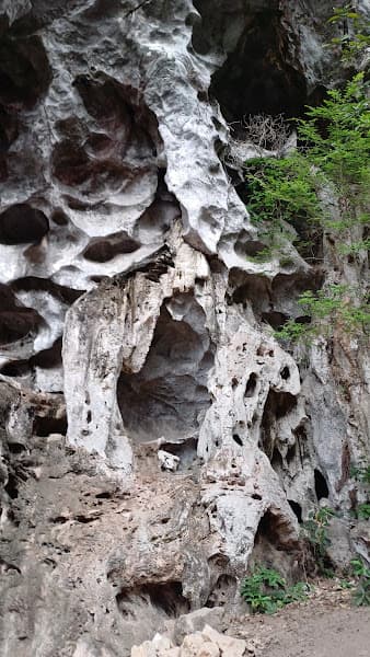 Hình ảnh Mái Đá Ngườm - 4