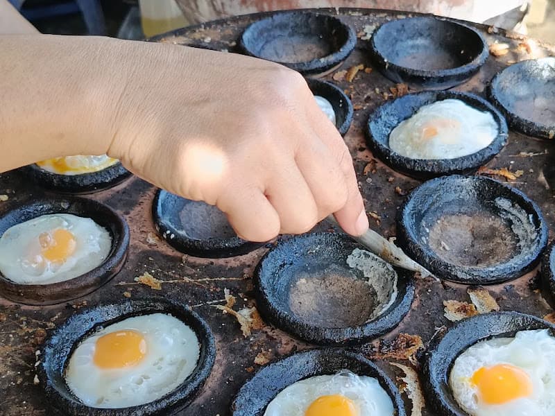 Bánh căn Quán Cũ 1984