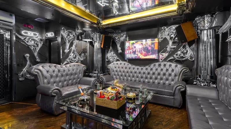 Ảnh bìa F KTV KARAOKE CLUB