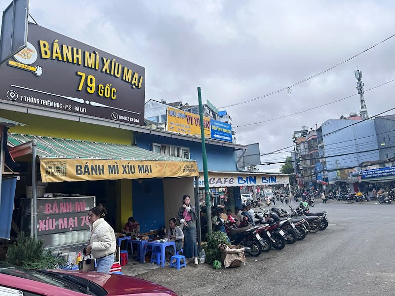 Bánh mì Xíu mại 79 Gốc