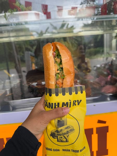 Hình ảnh Bánh Mì Ry - 2