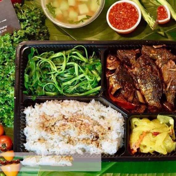 Quán Ốc Cua Cà Mau