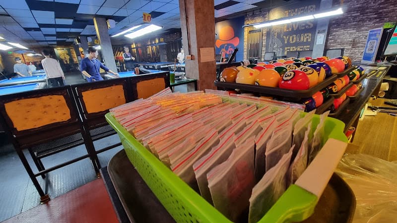 Hình ảnh BI - A BATUNA Club 15 bàn bi-a 352 Giải Phóng - 6