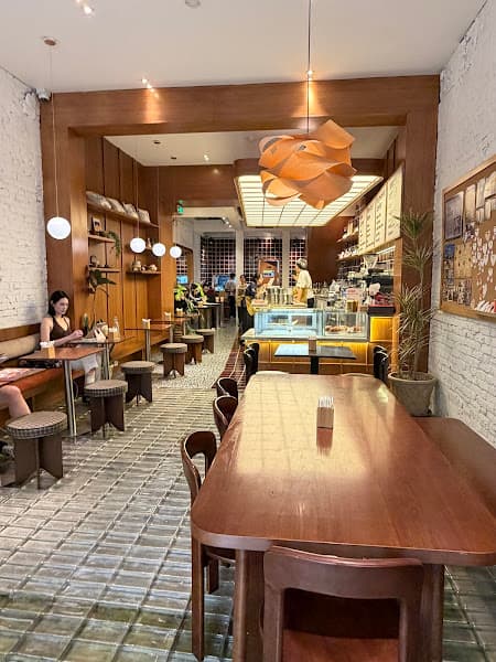 Hình ảnh The Running Bean Nhà Thờ - Coffee and Brunch - 3