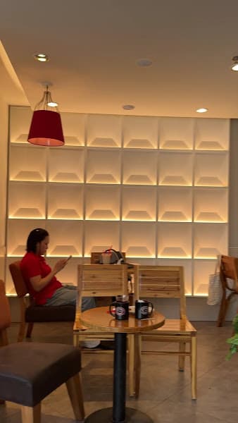 Hình ảnh Highlands Coffee Monarchy Da Nang - 4