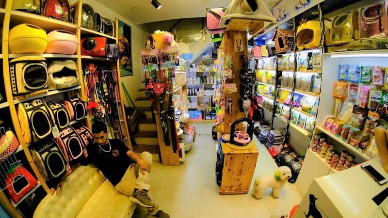 Hình ảnh Mega Pet Store - 2