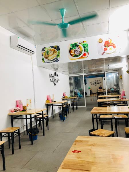 Ảnh bìa Bún Bò Huế Sông Hương