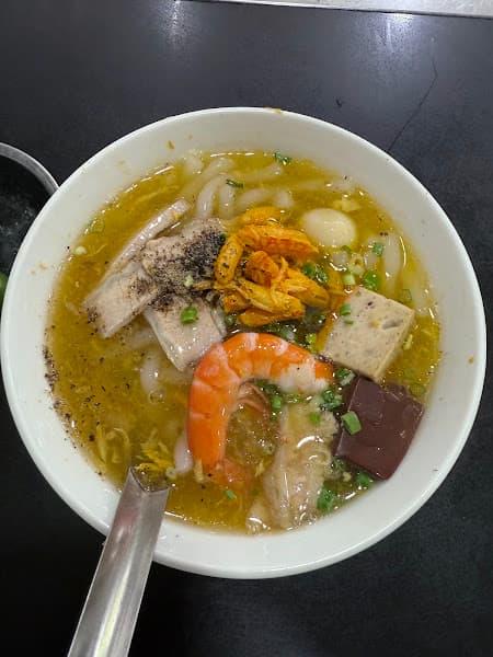 Hình ảnh Bánh canh cua gia truyền Cô Dung咖哩蟹 - 2