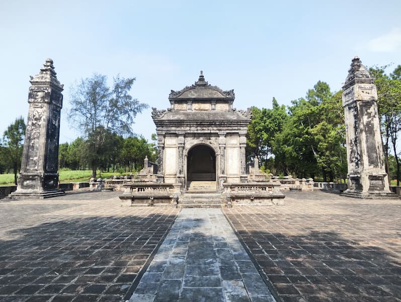 Hình ảnh Lăng Hoàng Thái Tử Nguyễn Phúc Cảnh - 3