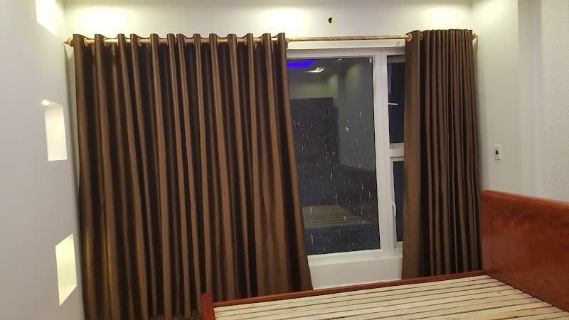 Hình ảnh Lẩu Nướng Lá Đỏ - 5